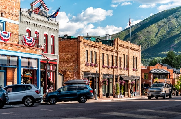 Buying a vacation home in Aspen: A complete guide